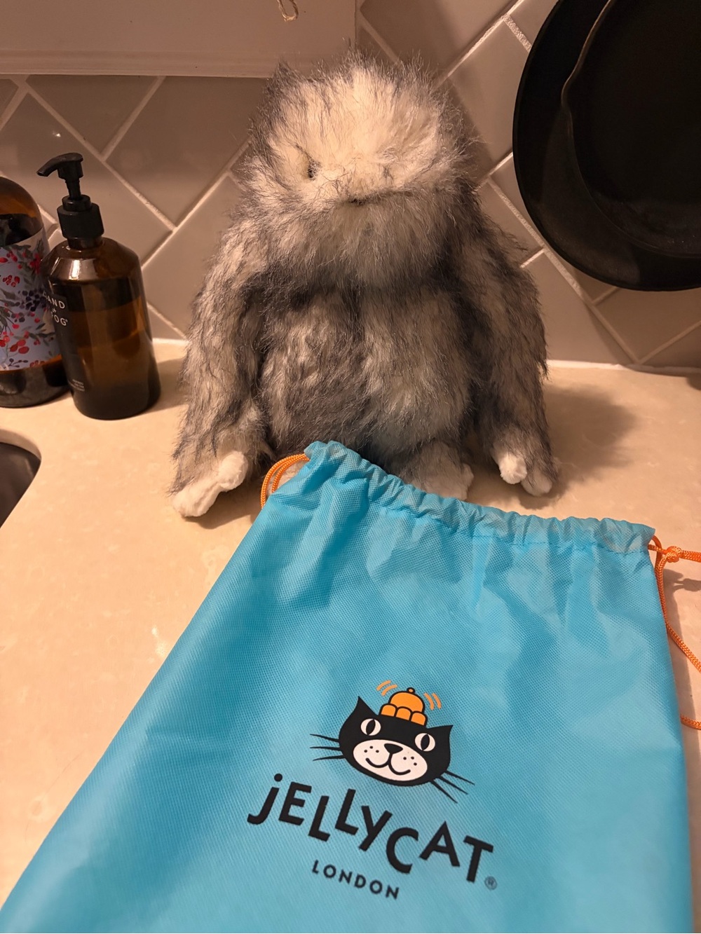 Jellycat Gray Bretti Yeti & Blue Drawstring Bag